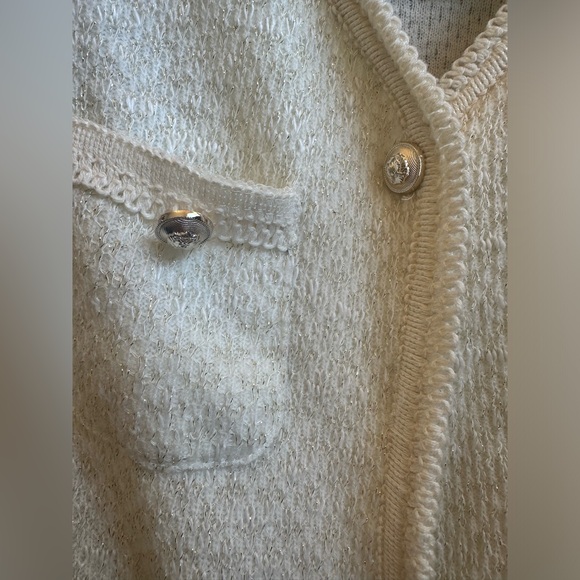 Ja2K Beige puff sleeve Cardigan with gold buttons Size Small - Picture 4 of 13